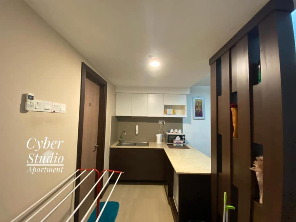 Cyber Rumah tetamu